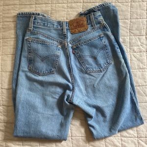 Vintage Levi’s 501 • 26-27